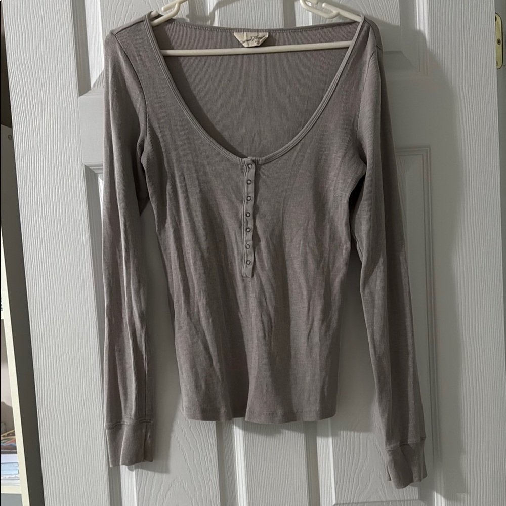 Gray Long Sleeve Button-Down Top